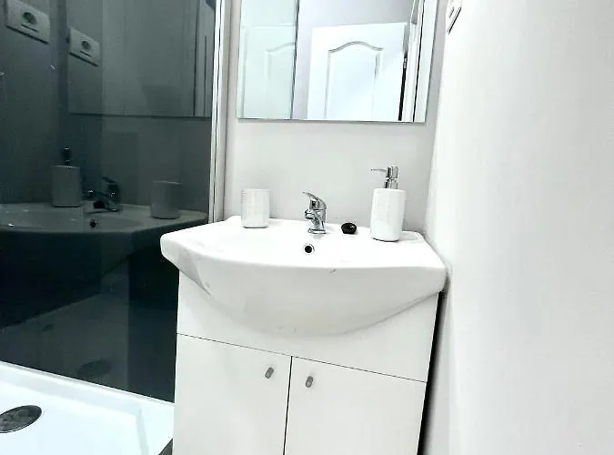 Baneasa Luxury Apartmán *